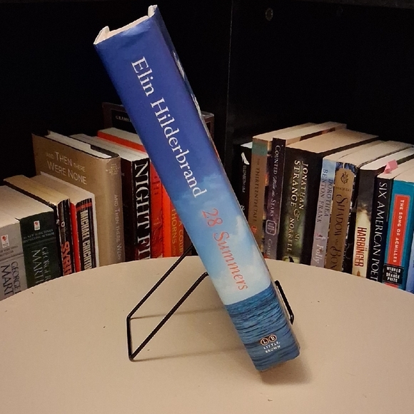 28 Summers by Elin Hilderbrand - Picture 3 of 3